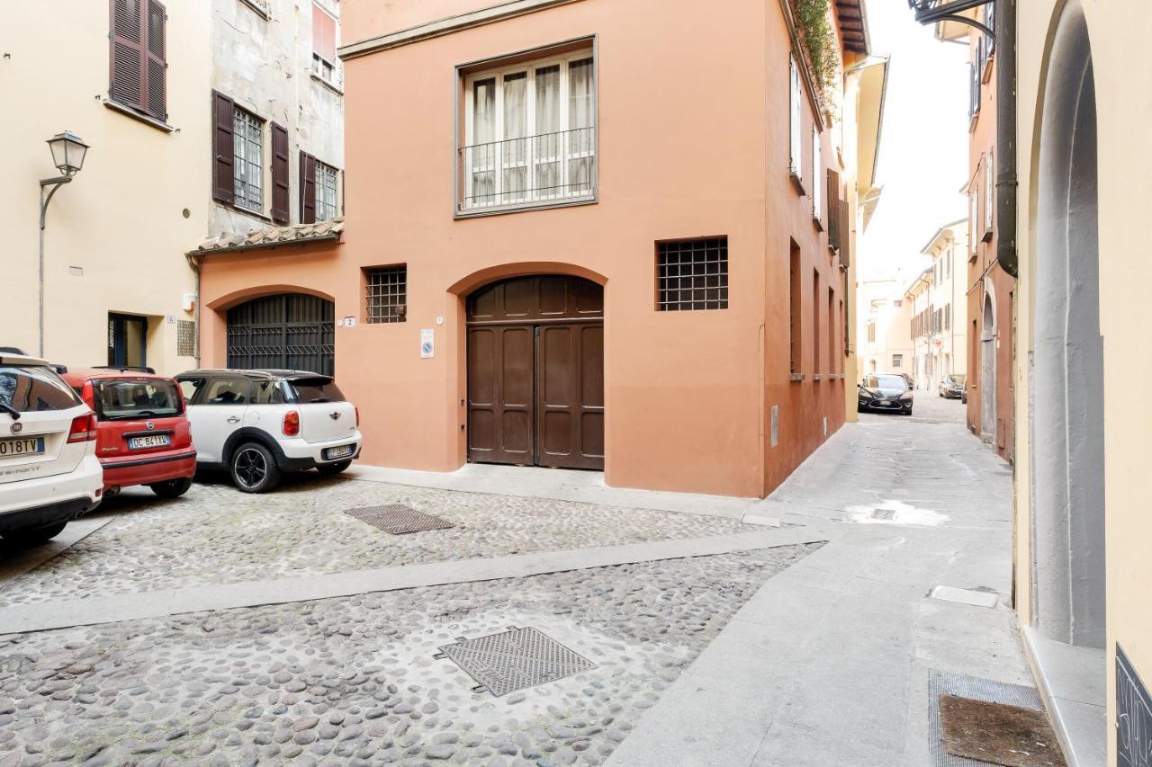 Lo Scrigno Delle 2 Torri! Nel Cuore Del Centro, Vicino A Via Rizzoli Bologna Kültér fotó