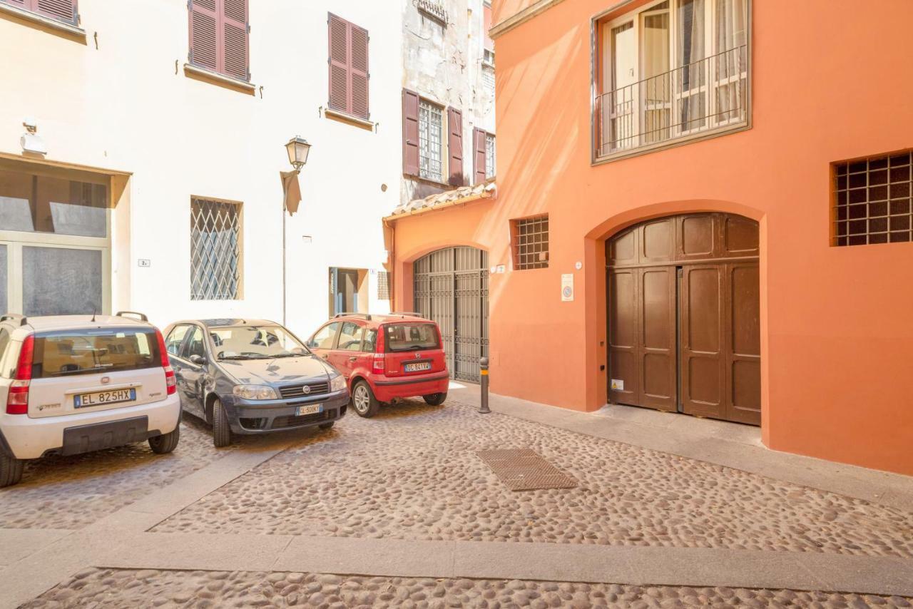 Lo Scrigno Delle 2 Torri! Nel Cuore Del Centro, Vicino A Via Rizzoli Bologna Kültér fotó